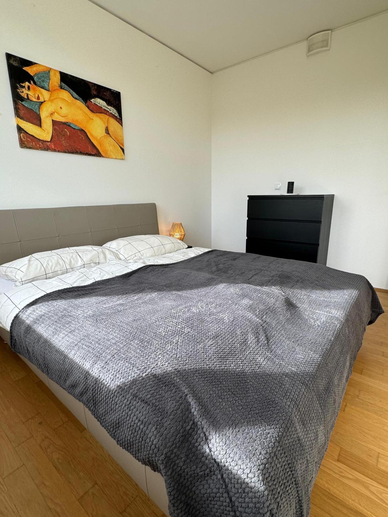 Apartamento Reside In The Golden Wave Graz Exterior foto